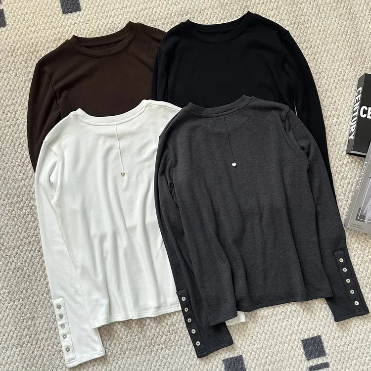 欧货轻奢慵懒风弹力高级感时尚小纽扣长袖T恤打底衫百搭上衣女士