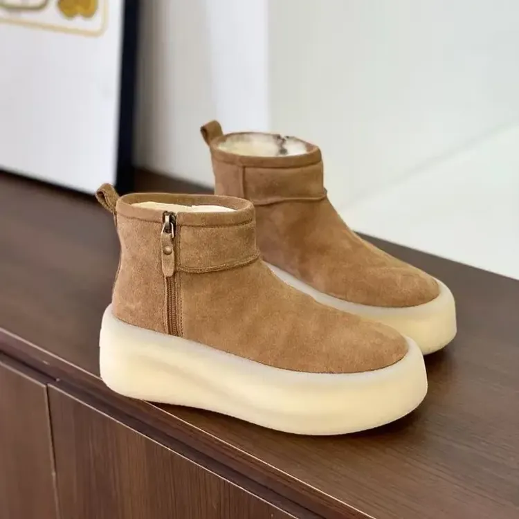2025莞产高品质时尚雪地靴女式短筒雪地靴内里皮毛一体冬季雪地靴
