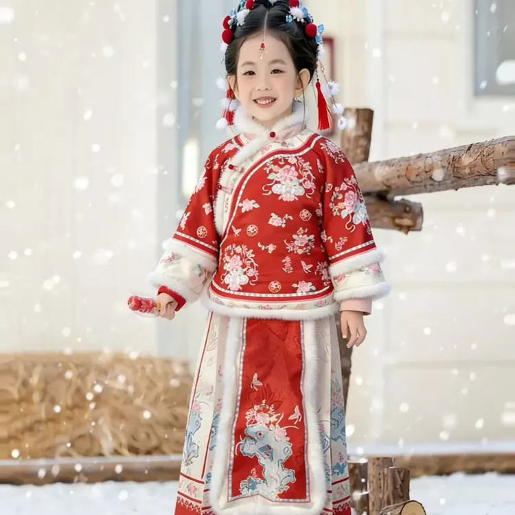 女童汉服冬季加厚马面裙套装新中式国风格格拜年服明制古装冬款