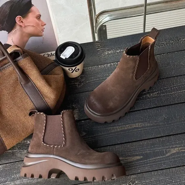 冬季保暖马丁靴显脚小女士短筒靴圆头休闲单靴深棕色