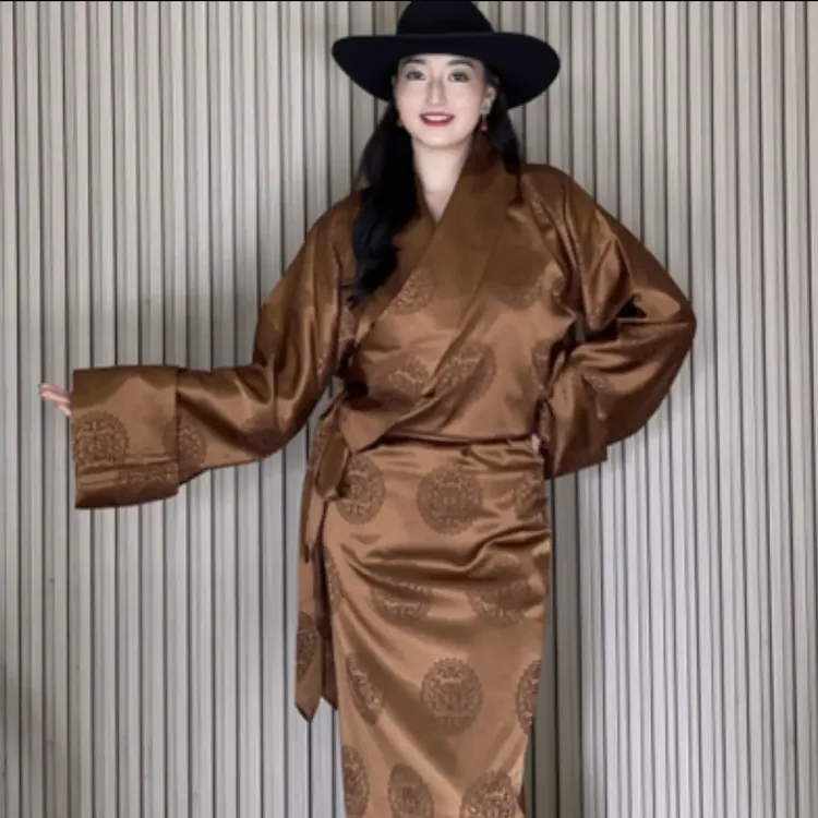 冬季新款藏式长款简便式藏袍