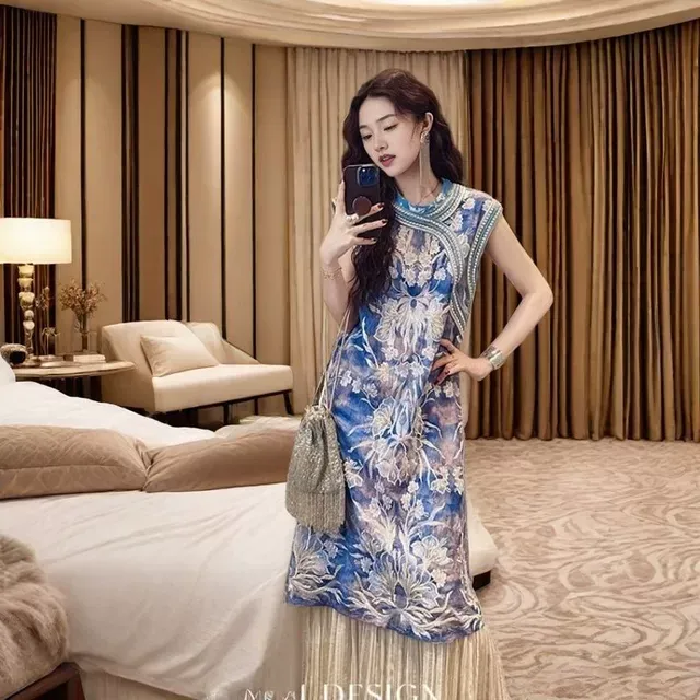 三吉黑花【凝妆】新中式国风连衣裙子2025新款重工绣花背心旗袍裙