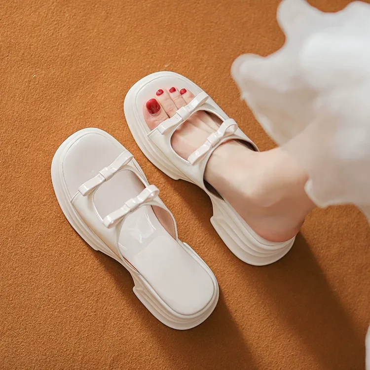 厚底凉鞋女2025年新款松糕坡跟露趾半拖鞋百搭甜美时尚外穿一字拖