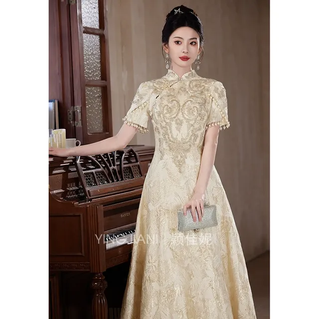 新中式旗袍晚礼服女2025新款高级感订婚连衣裙高端轻奢小众敬酒服