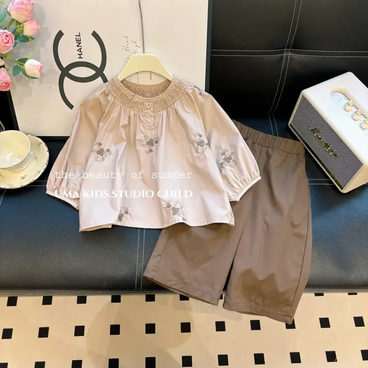 2025秋冬新款女童韩版甜美刺绣衬衫上衣萝卜休闲裤两件套装