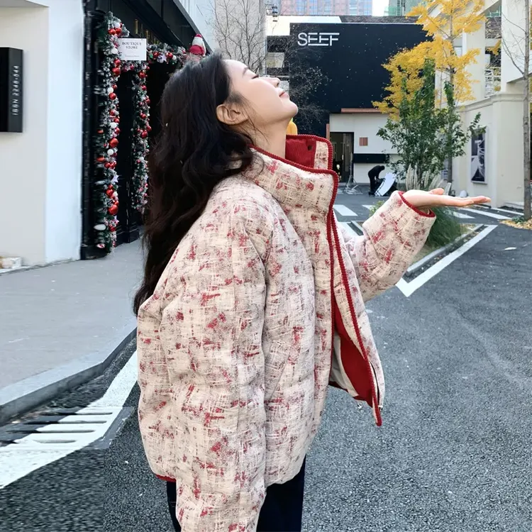 韩系氛围感安可拉红撞色羽绒服女2025年冬季新款设计感小个子外套