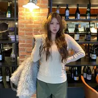 宅宅athome//绞花V领连帽针织衫韩系氛围感显瘦气质毛衣