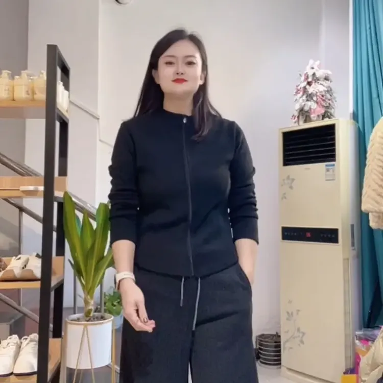 秋冬德绒半高领双拉链开衫女修身加厚打底上衣
