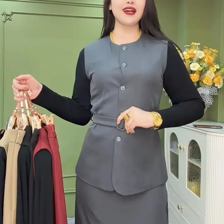 时尚钉珠收腰马甲上衣套装秋季福利款001