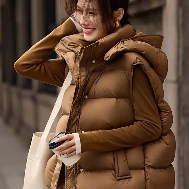 高端泡芙感鹅绒羽绒马甲女冬季外穿无袖加厚保暖时尚外