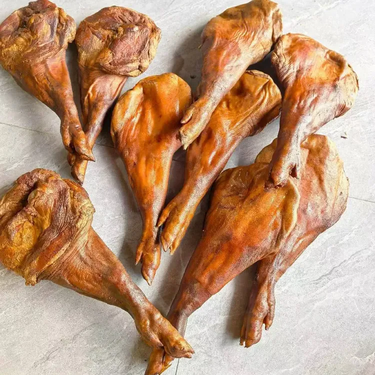 湖北恩施土特产农家柴火烟熏腊鸭腿传统工艺腌制腊味食材