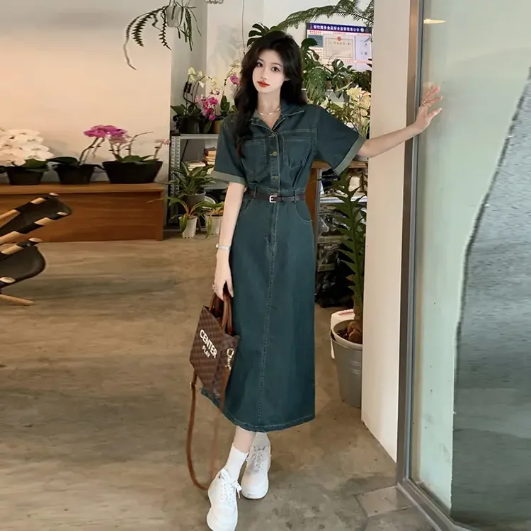 2025年夏季牛仔收腰显瘦短袖连衣裙工装港味气质复古chic休闲裙子