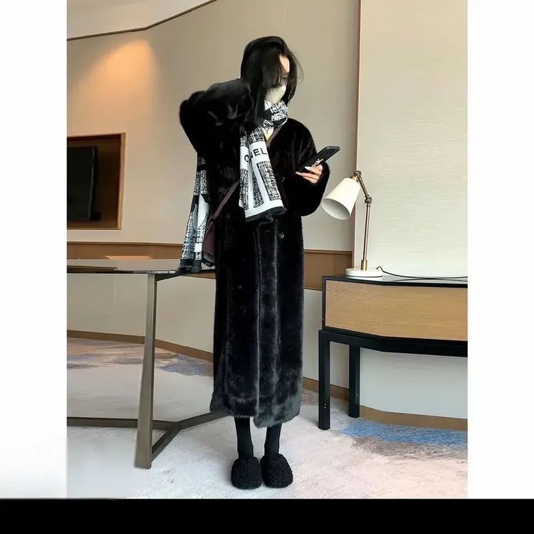 人造皮草 环保水貂绒长款皮草外套女2025新款高级感毛毛