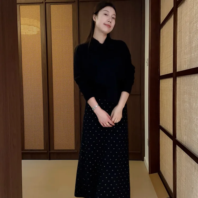 【梨花服饰】基础款浣熊波点针织半裙