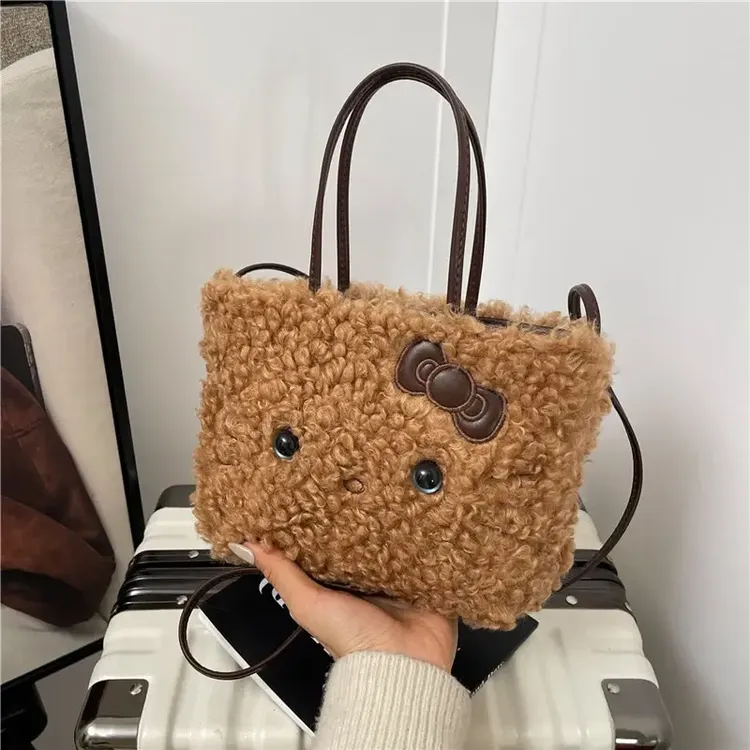 KT毛绒手拎包大容量便携洗漱化妆包多功能耐脏卡通猫时尚收纳包