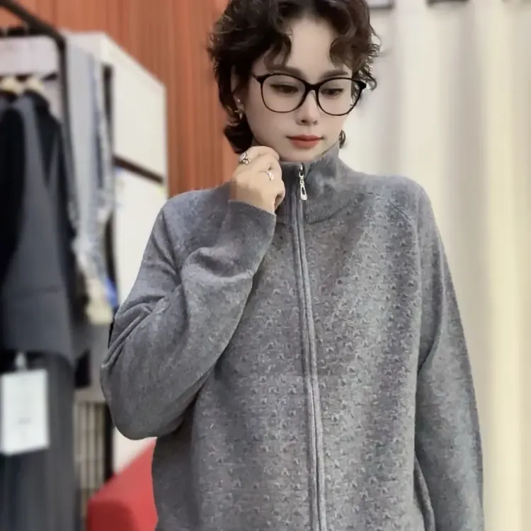 休闲保暖常规款拉链针织翻领羊毛衫