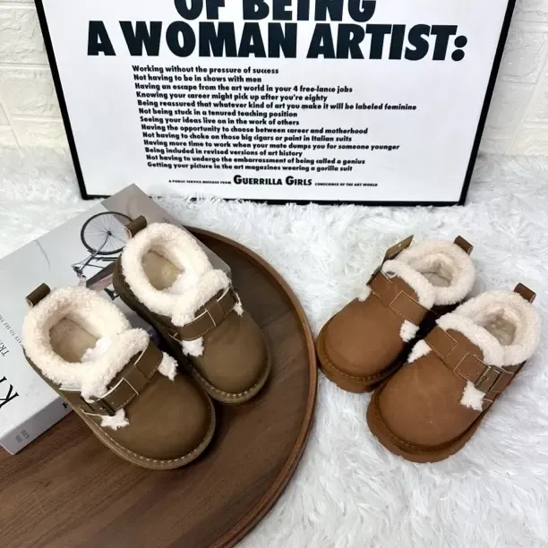 2025冬季新款学院风女童勃肯鞋低帮雪地靴绒毛边舒适保暖大棉靴