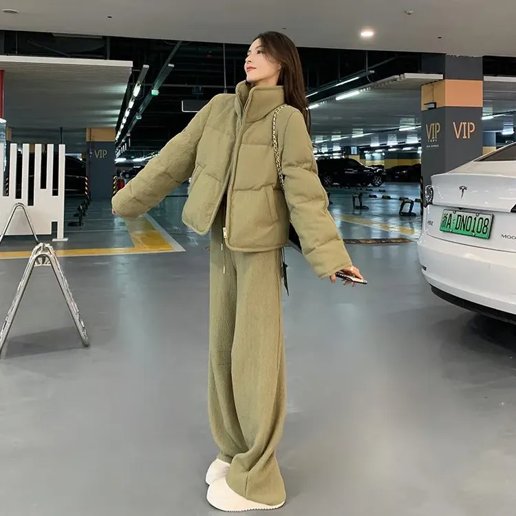 一整套深冬穿搭显瘦百搭减龄高级感加绒加厚棉服外套阔腿裤两件套