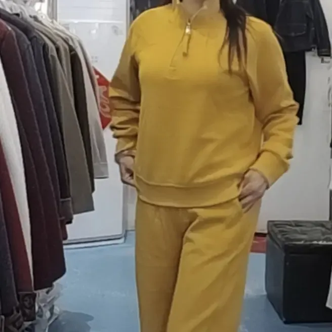 暖烘烘双面摇粒立领卫衣搭配松紧腰裤子秋冬套装