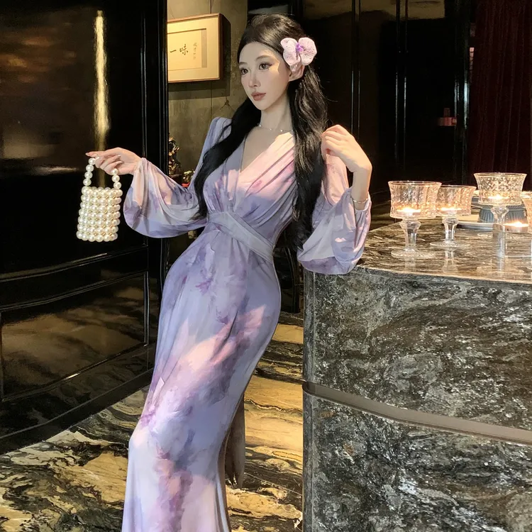 法式复古紫色弹力网纱连衣裙度假温柔风女人味收腰显瘦仙女中长裙