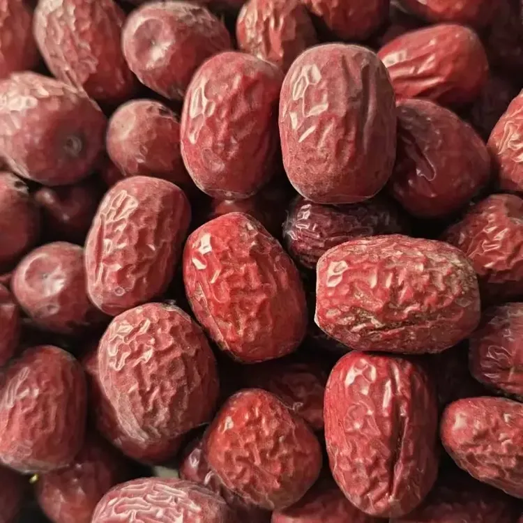 新疆直发原生态吊干灰枣