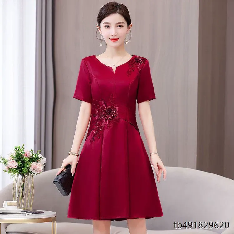 高档高端夏季晚礼服裙女年轻红色喜婆婆妈妈婚宴装高贵参