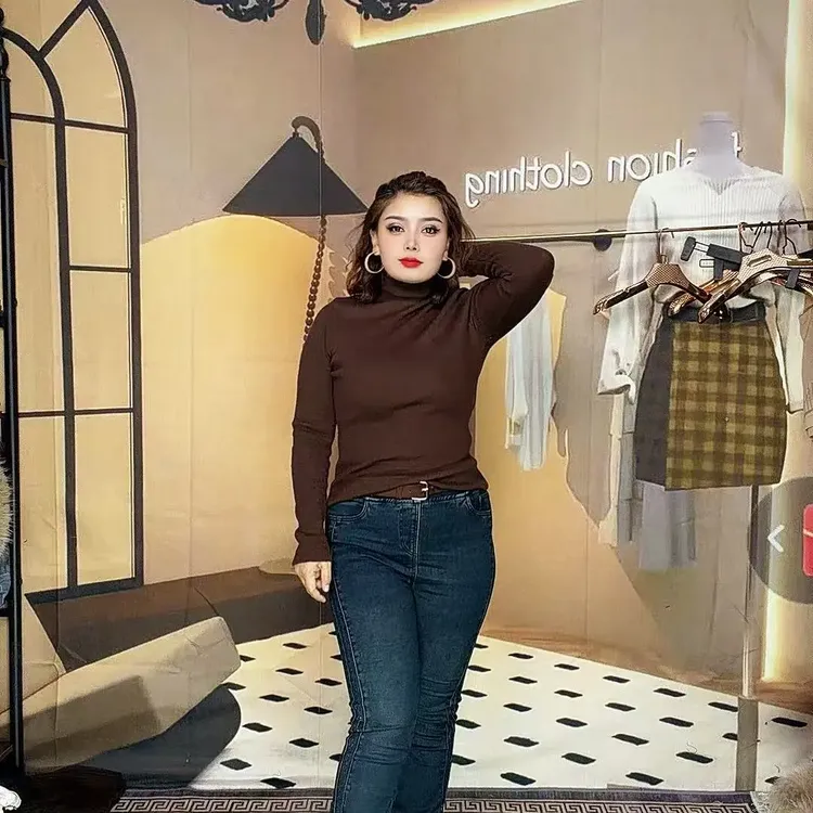 8303 女人的漂亮裤子