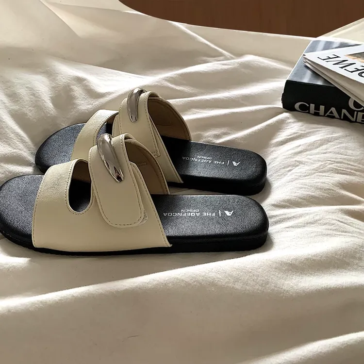 软糯奶油米~法式复古小众平底一字拖女夏ins温柔晚晚风度假凉拖鞋
