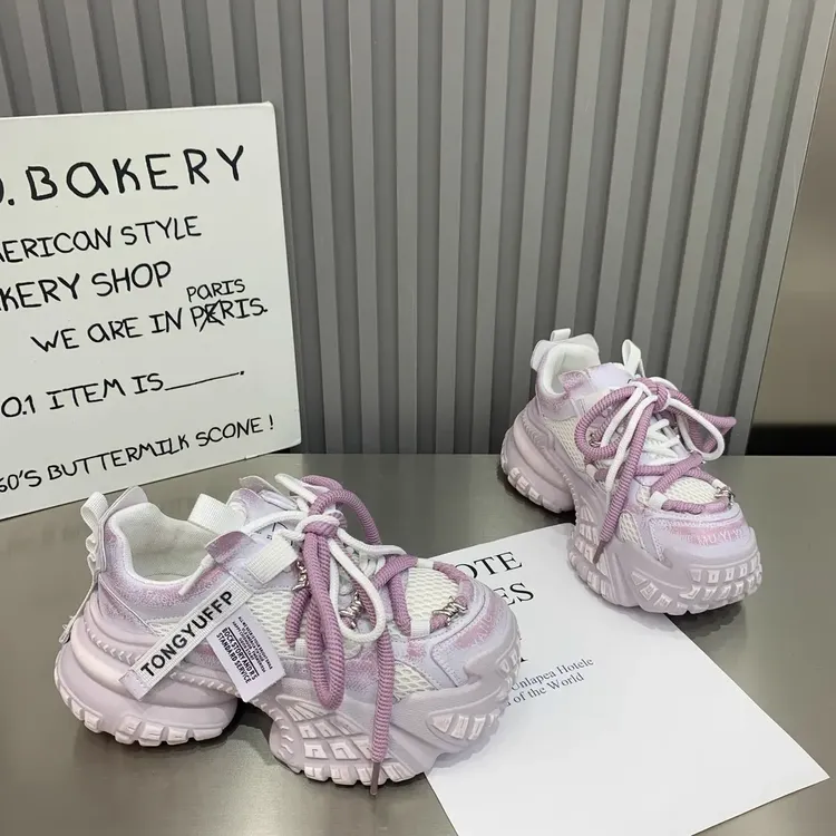 韩版复古显瘦老爹鞋女2025年新款透气网面字母厚底休闲运动鞋