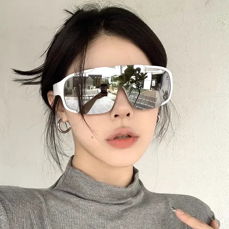 德国护目镜登山运动骑行眼镜防风太阳镜女款开车遮阳防紫外线墨镜