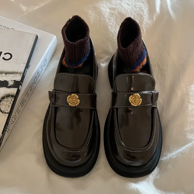 韩版厚底黑色小皮鞋2025春季新款英伦风粗跟乐福鞋女款百搭单鞋