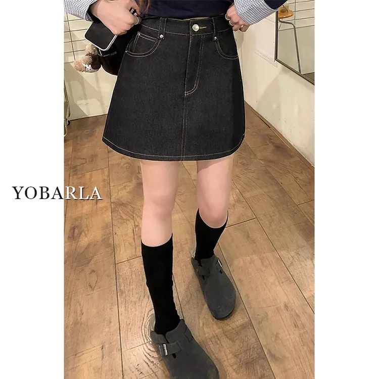 黑色牛仔短裙女高腰秋冬大码胖mm遮肚子显瘦梨形身材a字半身裙
