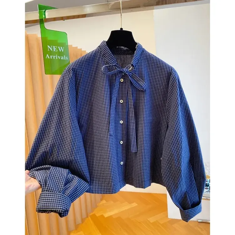 蓝色格子衬衫高级感轻奢减龄洋气2025秋季新款宽松蝴蝶结系带上衣