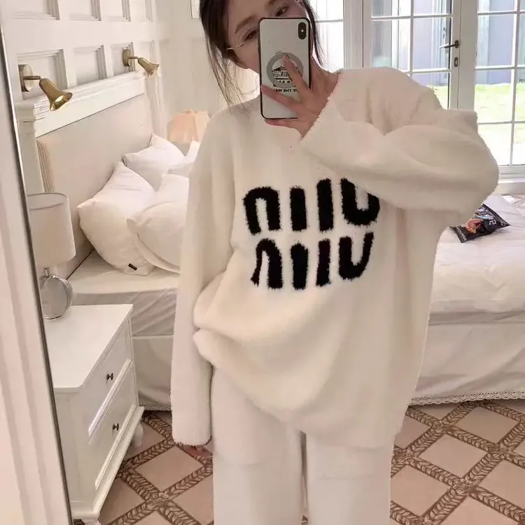 针织长袖慵懒风时尚毛衣针织衫女秋冬韩系慵懒软糯水貂绒上衣休闲