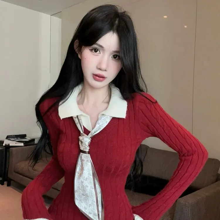 圣诞新年款秋冬复古拼接假两件内搭加厚麻花针织毛衣女配丝巾