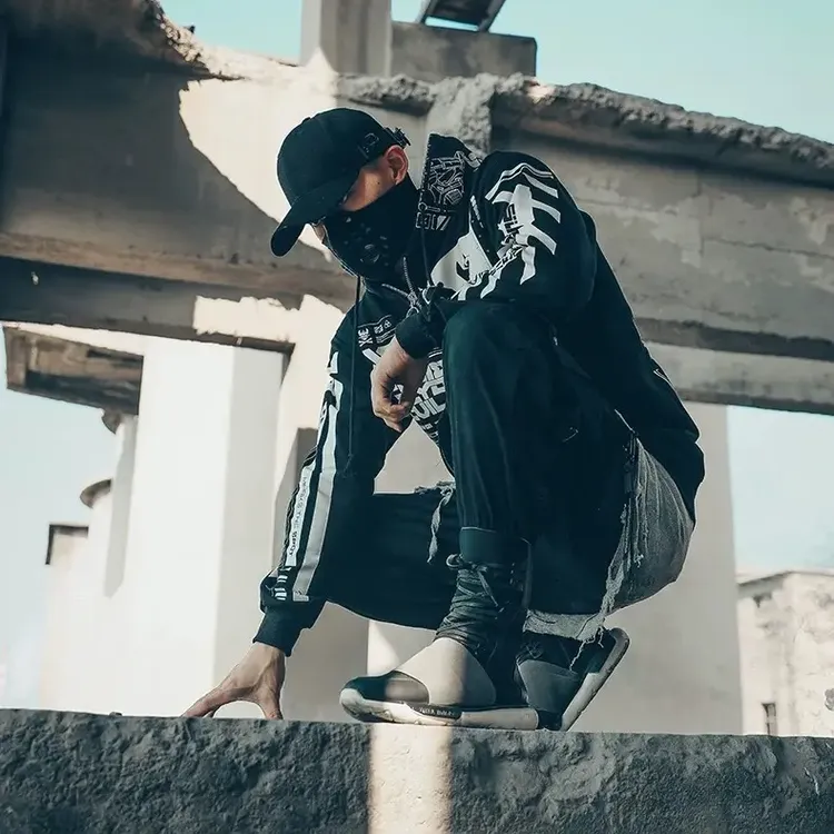 国潮赛博朋克二次元卫衣连帽潮酷炸街外套机能风高街暗黑潮牌纯棉