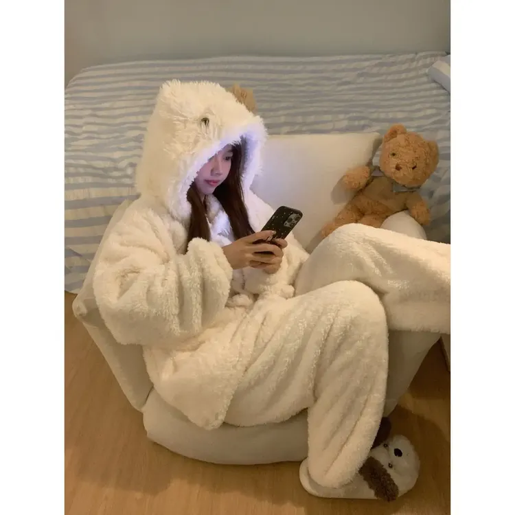 【咕噜】奶球小羊帽保暖可爱连帽珊瑚绒睡衣女秋冬新款加厚家居服
