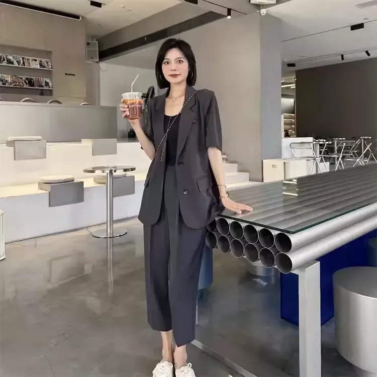 夏装新特大码女装胖妹m西服套装两件套显瘦洋气职业西装外套200斤