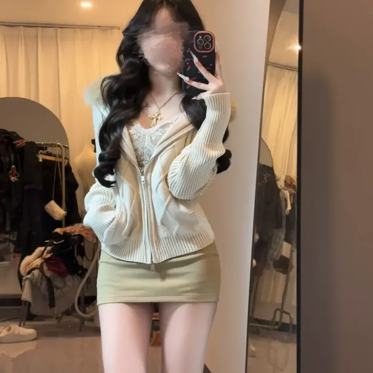 乖乖爱吃辣o｜【早古千金】慵懒风针织开衫蕾丝吊带包臀裙套装