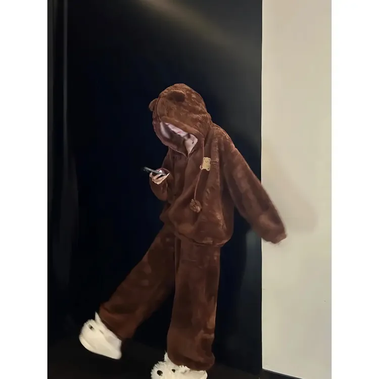 韩版卡通小熊珊瑚绒睡衣女冬季保暖加厚加绒连帽外套家居两件套
