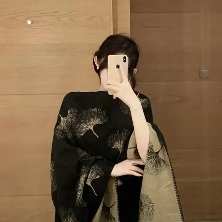 外搭披肩女2025新款民族风新疆大西北旅游夏季空调房保暖斗篷披风