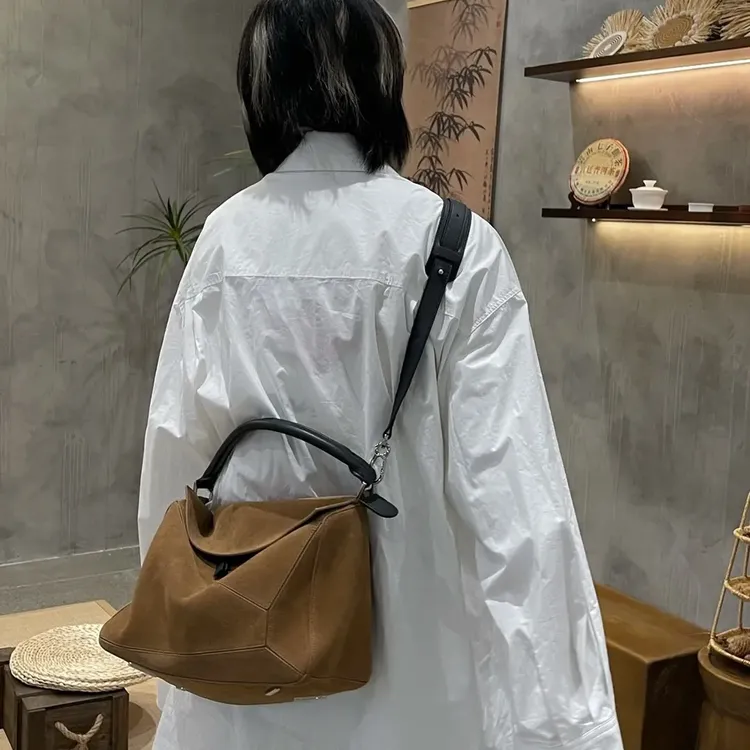 Jinho/金猴通勤风时尚中性风斜挎包丹宁风单肩小众磨砂简约