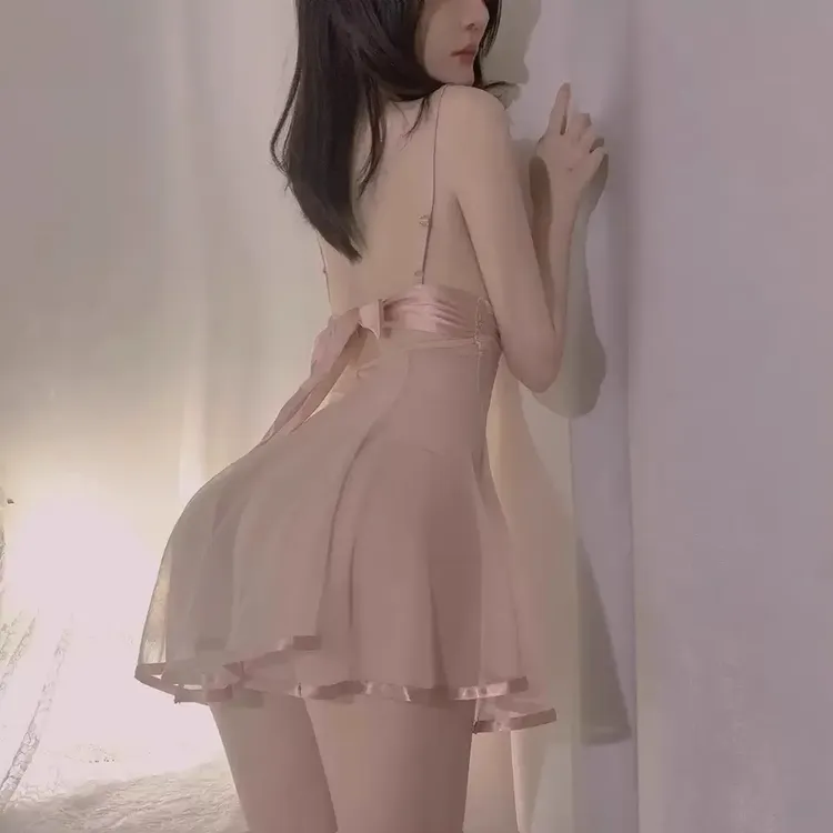 性感睡衣女款高级感蕾丝纯欲风2025新款小胸冰丝约会吊带睡裙套装