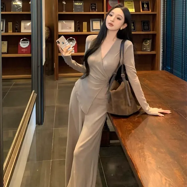 交叉v领不规则长袖T恤上衣女2025冬季时尚套装垂感阔腿长裤两件套