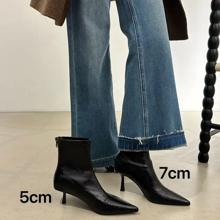 法式气质尖头细跟高跟短靴女2025新款秋冬季后拉链软皮百搭瘦瘦靴