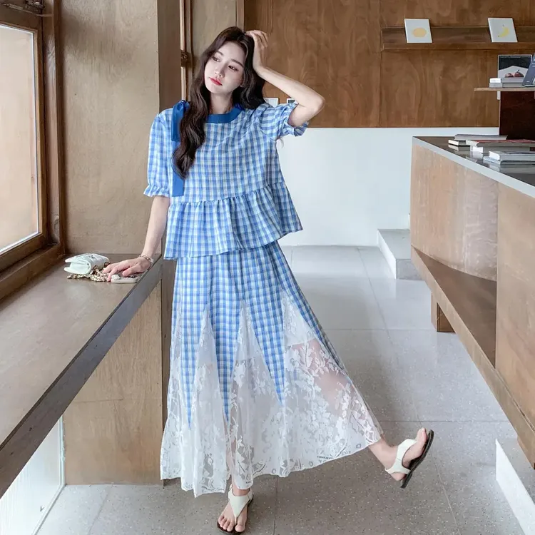 夏季新款小众设计感格纹娃娃衫上衣显瘦蕾丝拼接半身裙气质套装女