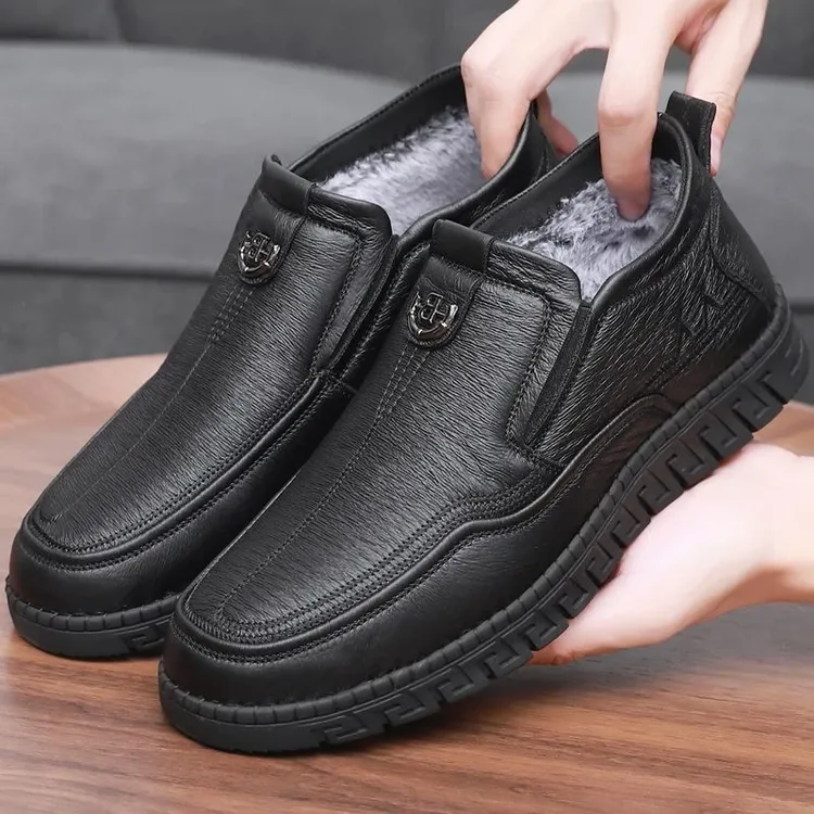 冬季老北京布鞋男棉鞋保暖加绒中老年爸爸鞋防滑软底加厚老人鞋男