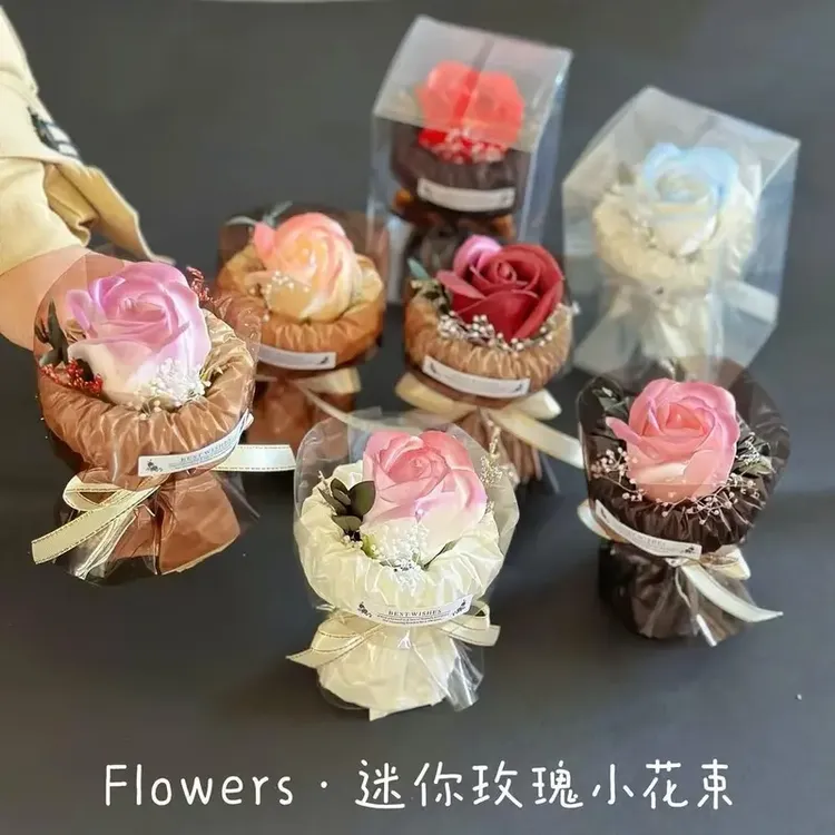 迷你口袋见面小花束玫瑰向日葵永生花真花伴手礼装饰商品图