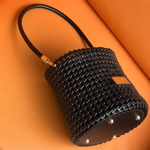 小包包编织系带简约风百搭斜挎包镂空斜跨单肩包