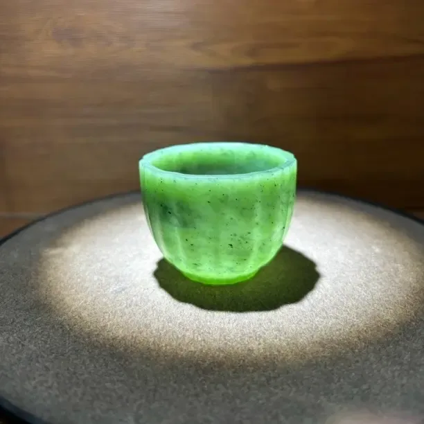 景柏缘｜和田玉俄碧主人杯